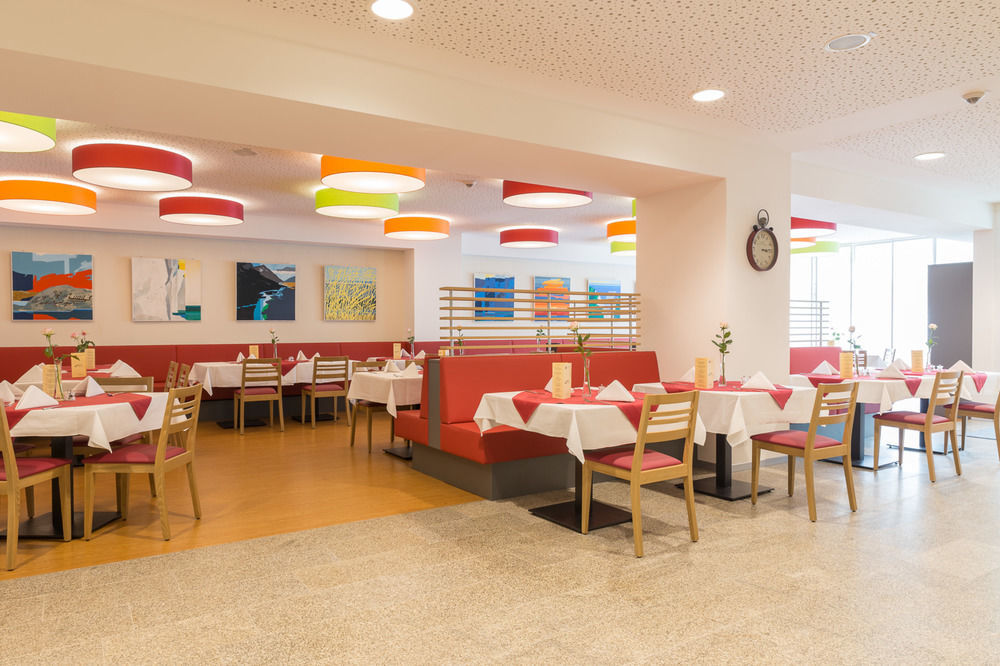 Aribo Hotel Erbendorf Exterior photo