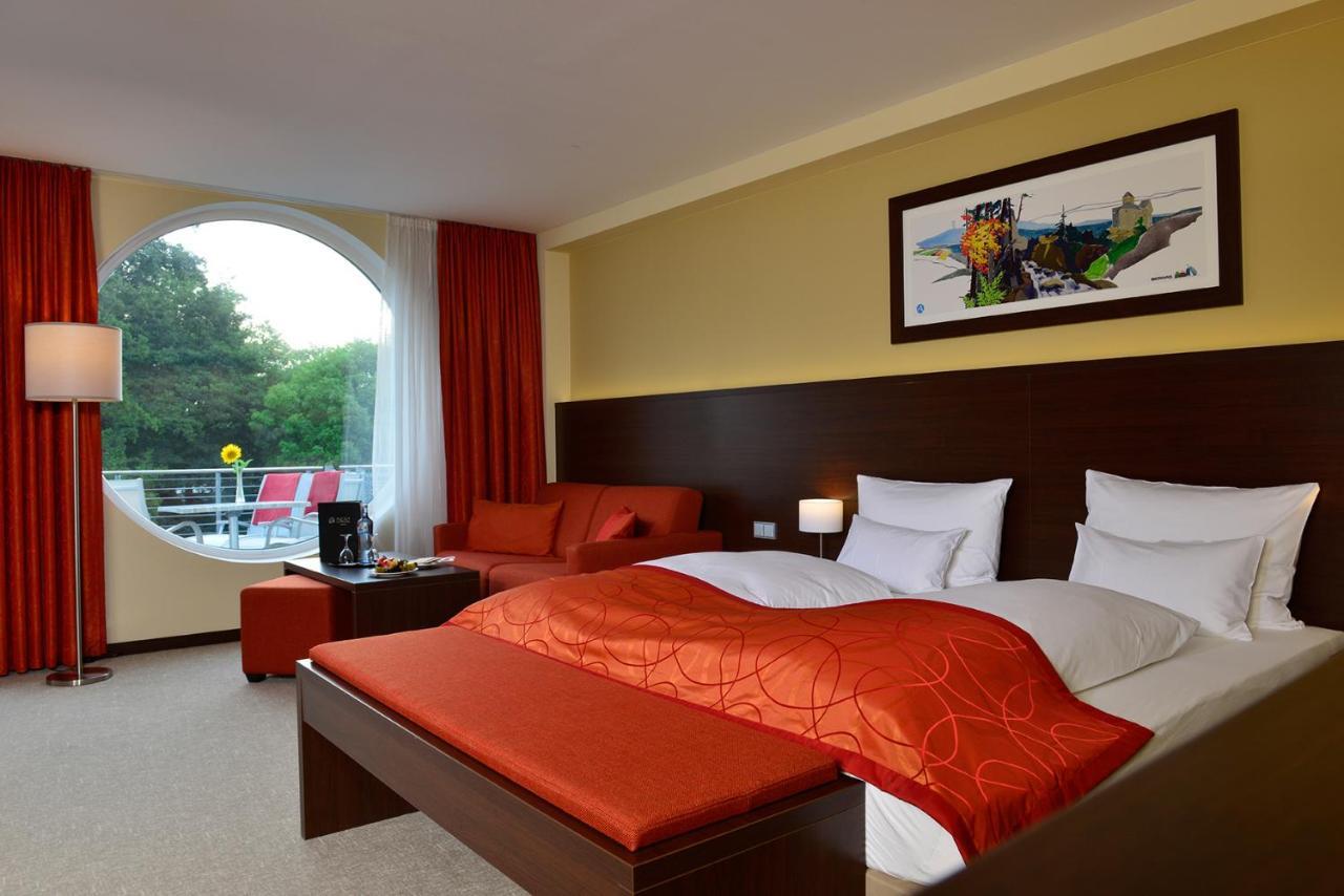 Aribo Hotel Erbendorf Exterior photo